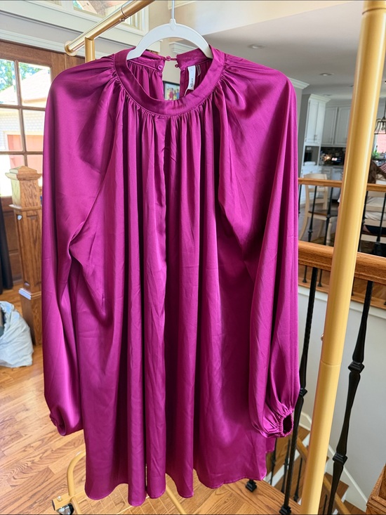 Aritzia Dresses & Skirts - Glam Boutique Ladies Magenta Satin Long Sleeve Dress Large NWT